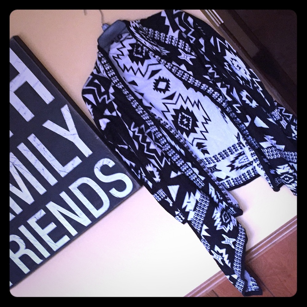 H&M Aztec light weight sweater